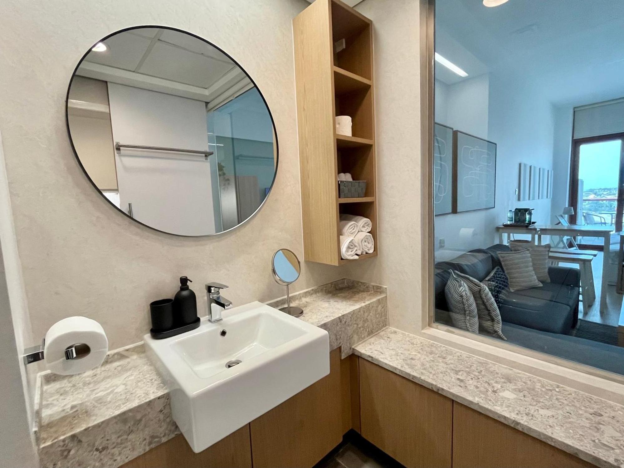 Palm Jumeirah Upgraded & Cozy Boutique Apartment Dubai Buitenkant foto